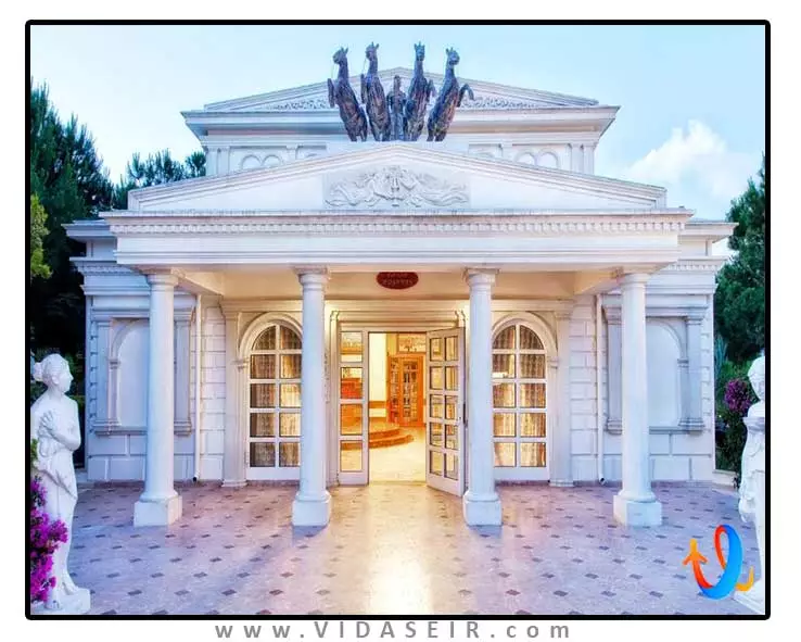 هتل-آستریا-کرملین-پالاس-آنتالیا