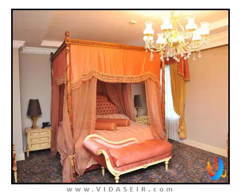 هتل-اینتوریست-پالاس-باتومی