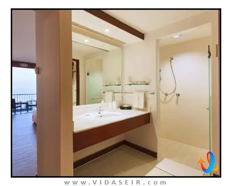 هتل-بای-ویو-بیچ-ریزورت-پنانگ