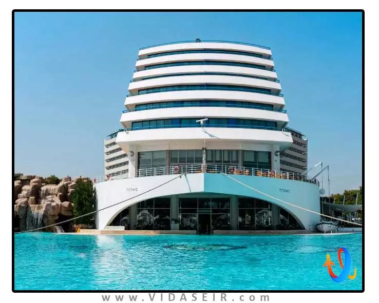 هتل-تایتانیک-دلوکس-لارا-آنتالیا