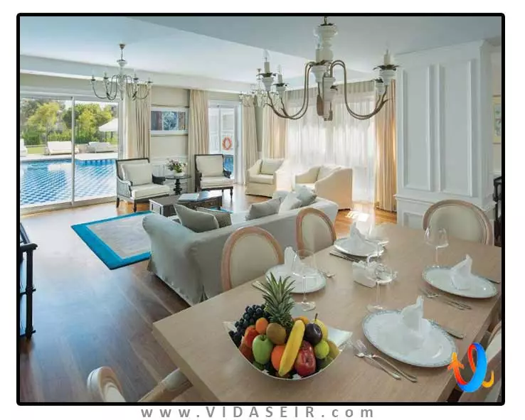 هتل-تایتانیک-دلوکس-گلف-بلک-آنتالیا