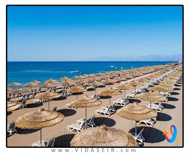 هتل-تایتانیک-دلوکس-گلف-بلک-آنتالیا