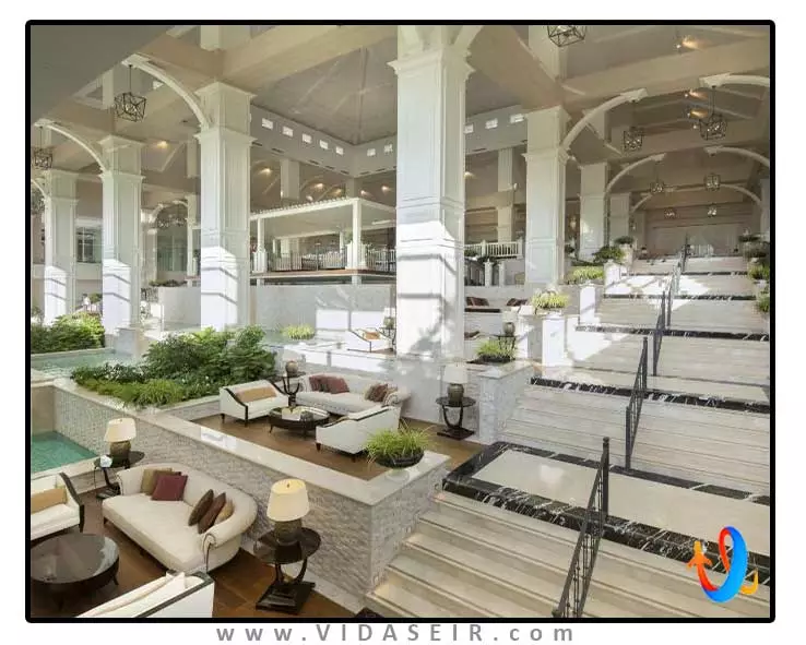 هتل-تایتانیک-دلوکس-گلف-بلک-آنتالیا