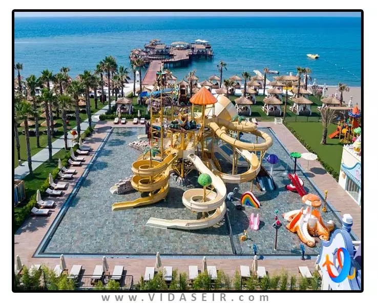 هتل-تایتانیک-مردان-پالاس-آنتالیا