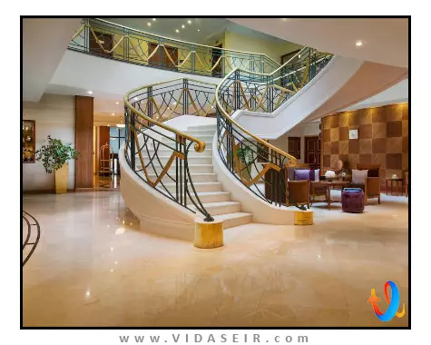 هتل-رنسانس-سنت-پترزبورگ-بالتیک