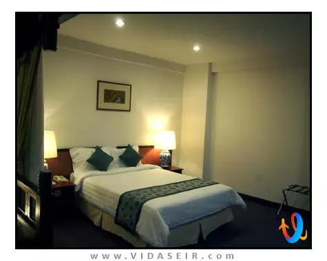 هتل-رویال-ات-نیوتون-سنگاپور