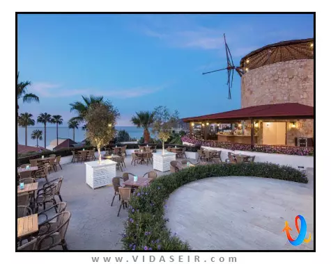 هتل-سلکتوم-کالرز-بدروم