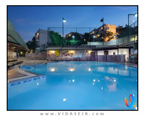 هتل-سلکتوم-کالرز-بدروم