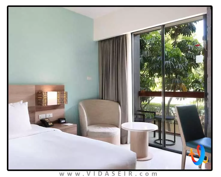 هتل-هالیدی-این-اکسپرس-پوکت-پاتونگ-بیچ-سنترال