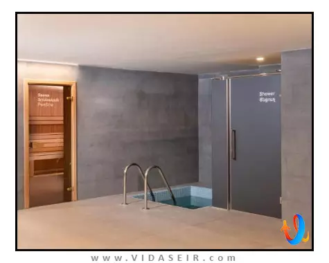 هتل-هالیدی-این-ریپابلیک-اسکوئر-ایروان