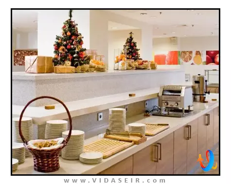 هتل-هالیدی-این-سنت-پترزبورگ-موسکووسکی-ووروتا