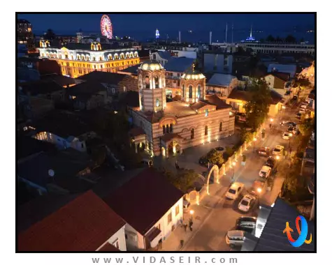 هتل-پیازا-فور-کالرز-باتومی