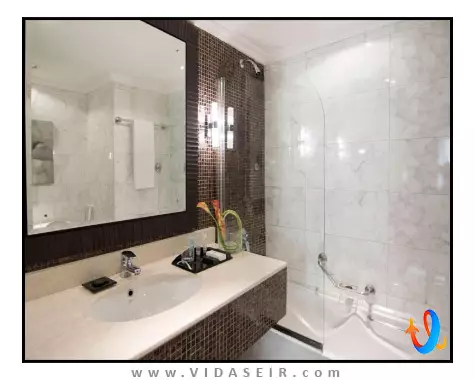 هتل-کارلتون-تاور-دبی