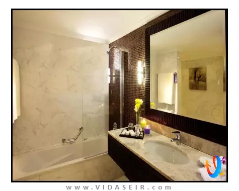 هتل-کارلتون-تاور-دبی