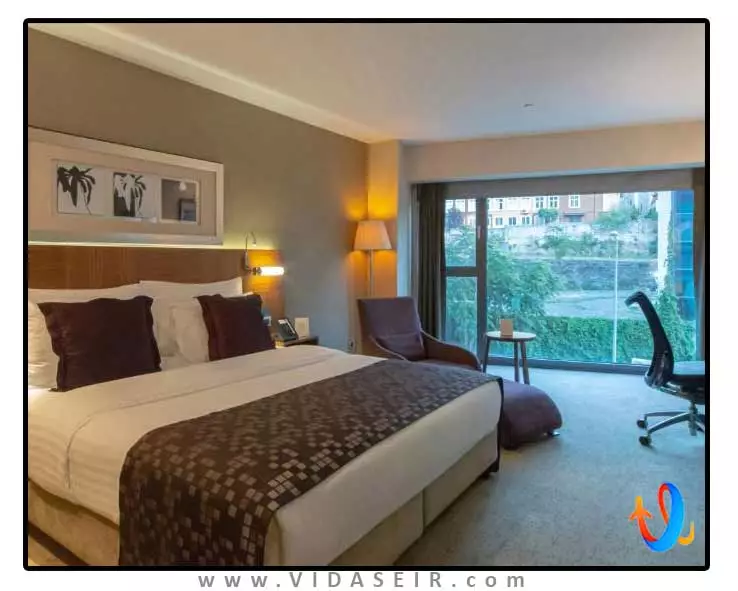 هتل-کرون-پلازا-هاربیه-استانبول