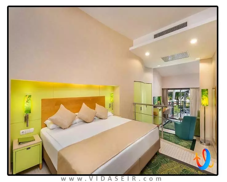 هتل-کورنلیا-دلوکس-آنتالیا