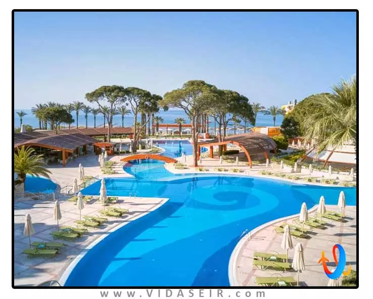 هتل-کورنلیا-دلوکس-آنتالیا